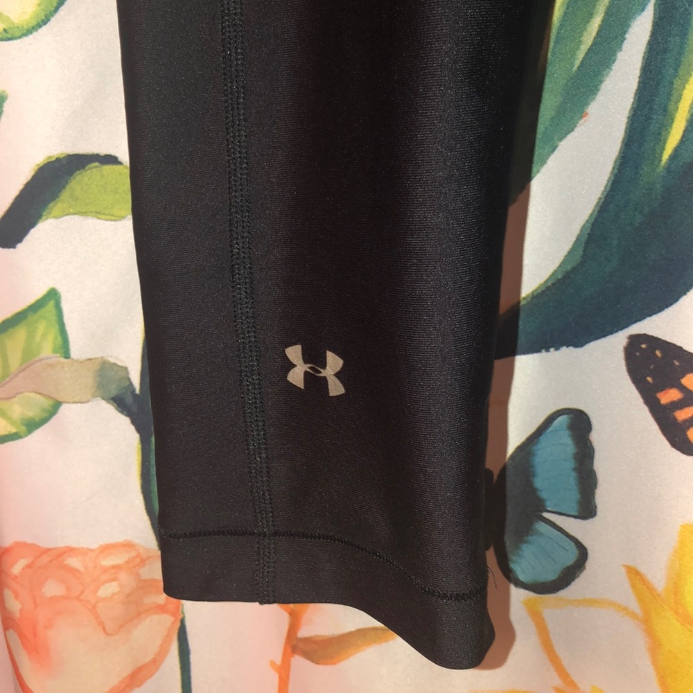 Under Armor Compression Capris - image 2